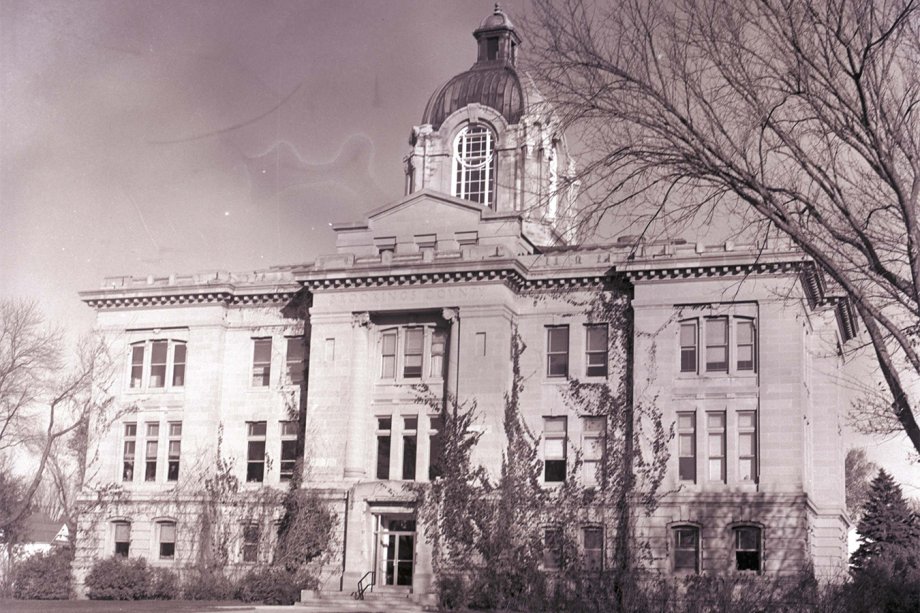 Brookings County Courthouse